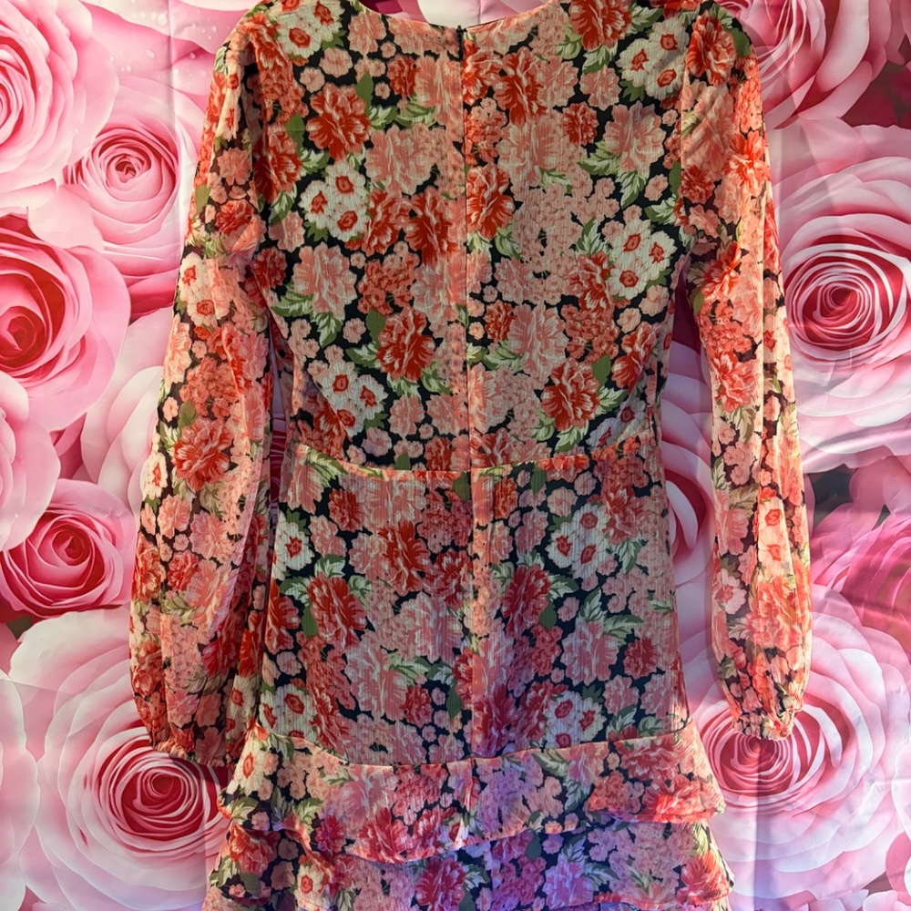 Dress - Picture 5 of 5